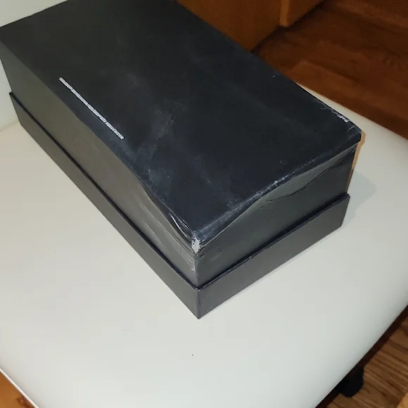 Coach UniPump Black Jet Mirror Kitten Heel Pump - Size 8.5 (Box D) - Picture 15 of 15